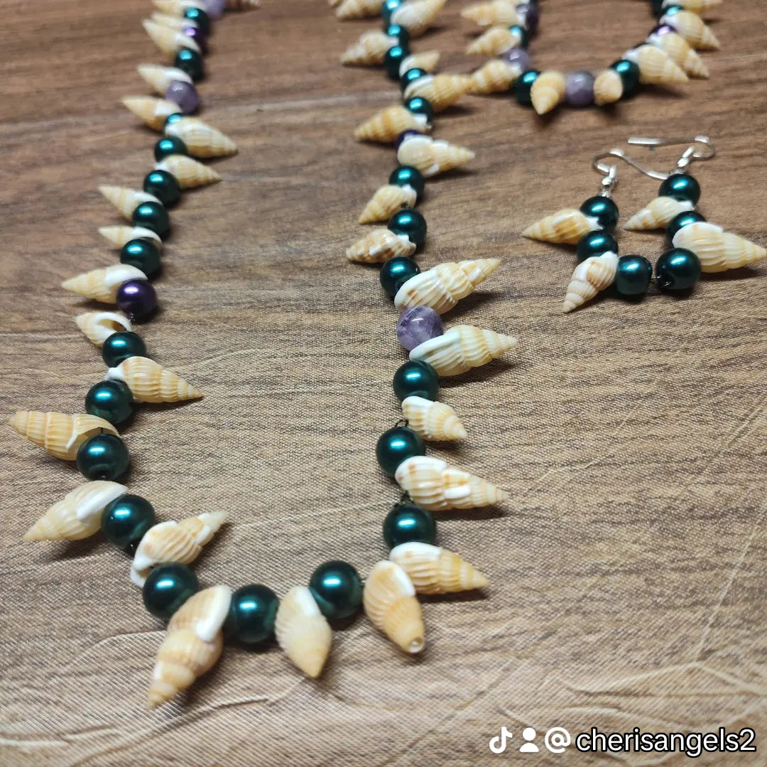 Hemitite and seashell sets